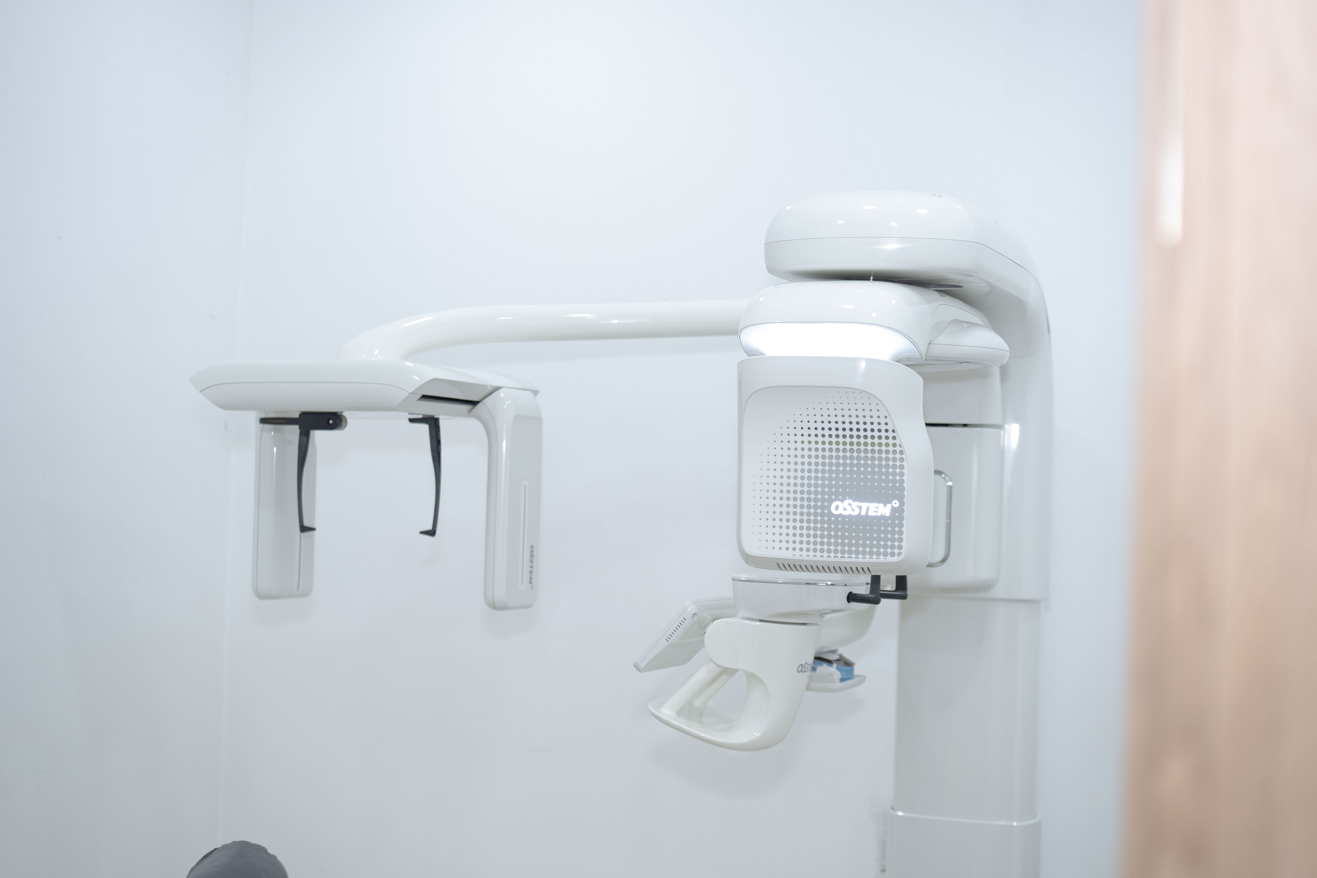 Đội ngũ bác sĩ SGI Dental